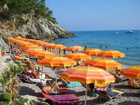 mit Garten, Grill und Terrasse, Maison 4 personnes à Sperlonga - Photo 24