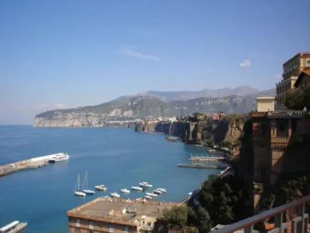 'Camelia, Appartement 4 personnes à Sorrento - Photo 17