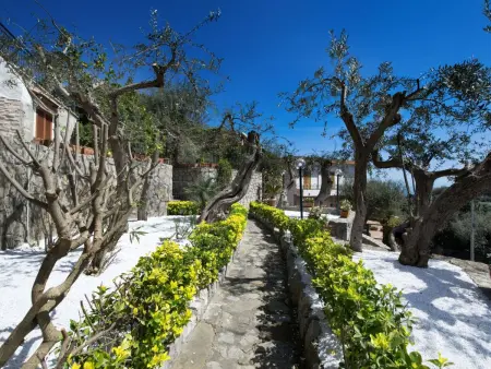 Haus in Sirenuse mit Panoramaterrasse, Maison 8 personnes à Massa Lubrense - Photo 9
