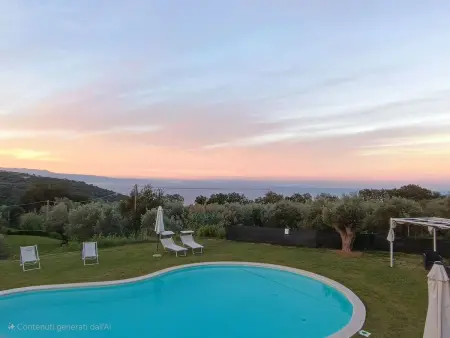 Villa im Grünen mit Schwimmbad und Meerblick, Maison 4 personnes à Capo Vaticano - Photo 1