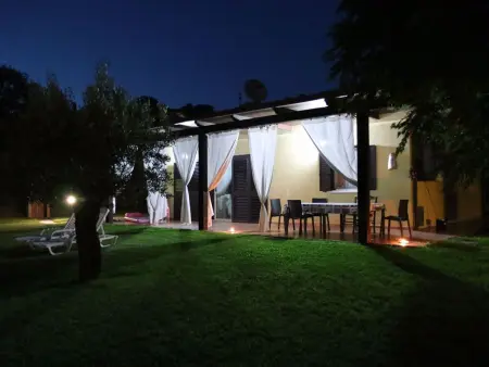 Villa im Grünen mit Schwimmbad und Meerblick, Maison 4 personnes à Capo Vaticano - Photo 11
