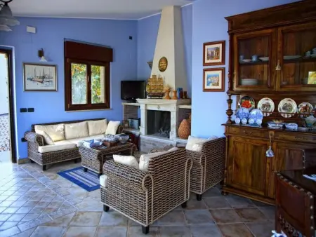 Villa mit privatem Pool in der Nähe der Strände von Palmi - Photo 9