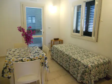 Schönes und gemütliches Studio-Apartment, Appartement 3 personnes à Gallipoli - Photo 5