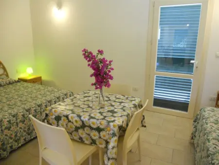 Schönes und gemütliches Studio-Apartment, Appartement 3 personnes à Gallipoli - Photo 6