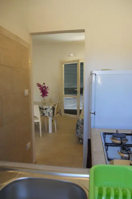 Schönes und gemütliches Studio-Apartment, Appartement 3 personnes à Gallipoli - Photo 12