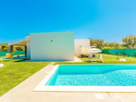 Villa Eufriama mit privatem Pool, Maison 8 personnes à San Vito Dei Normanni - Photo 1