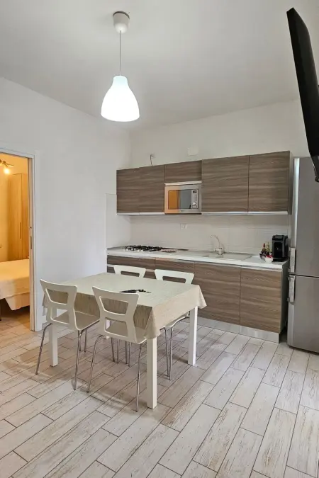 Drei-Zimmer-Wohnung im Erdgeschoss, Appartement 6 personnes à Peschici - Photo 5