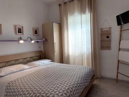 Zwei-Zimmer-Penthouse-Wohnung mit Terrasse mit Meerblick - Photo 3