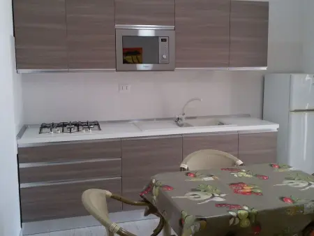 Brandneue Wohnung in Villa mit Schwimmbad, Appartement 6 personnes à Peschici - Photo 8