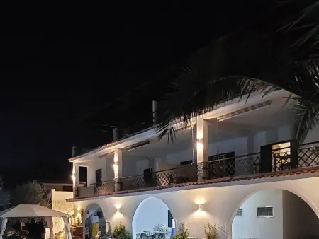 Brandneue Wohnung in Villa mit Schwimmbad, Appartement 6 personnes à Peschici - Photo 42