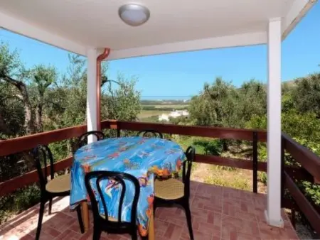 mit Garten und Kinderschwimmbad, Maison 5 personnes à Peschici - Photo 3