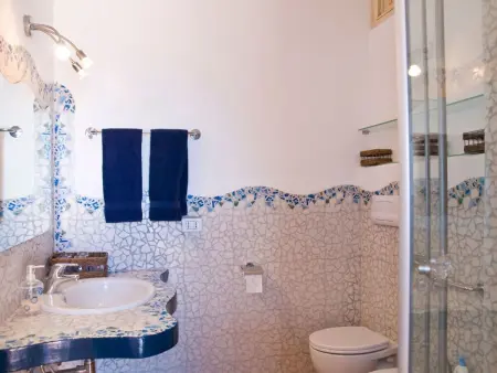 Villa Isabel, Meer- und Strandblick, Schwimmbad und Jacuzzi - Photo 36