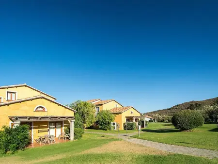 Apt. Eldi 2C, mit gemeinsamem Schwimmbad, Appartement 5 personnes à San Teodoro - Photo 2