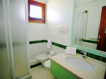 Apt. Eldi 2C, mit gemeinsamem Schwimmbad, Appartement 5 personnes à San Teodoro - Photo 16