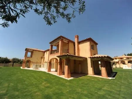 'Villa West' mit Balkon, Maison 4 personnes à Castiadas - Photo 1