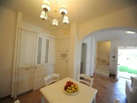 'Villa West' mit Balkon, Maison 4 personnes à Castiadas - Photo 5