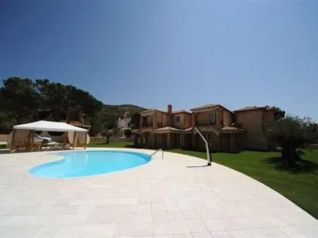 'Villa West' mit Balkon, Maison 4 personnes à Castiadas - Photo 7