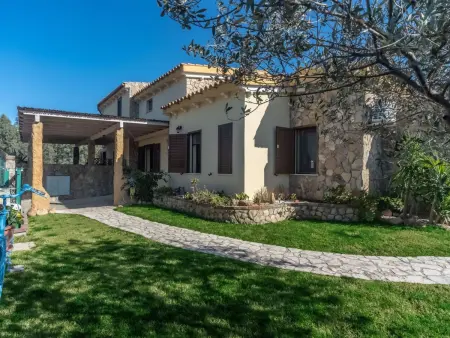 Schöne moderne Villa mit privatem Pool., Maison 7 personnes à Castiadas - Photo 2