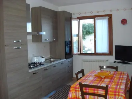 Appartement in Capoliveri mit Grill, Garten und Terrasse - Photo 4