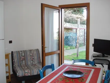 Gemütliches Appartement in Capoliveri mit Grill und Terrasse - Photo 3