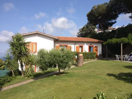 Gemütliches Appartement in Capoliveri mit Grill und Terrasse - Photo 17