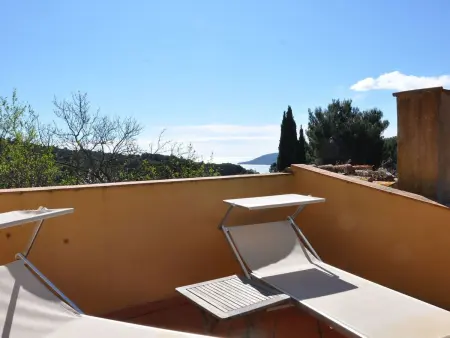 Exklusiv Ferienhaus Elba mit Panorama und Garten - Photo 13