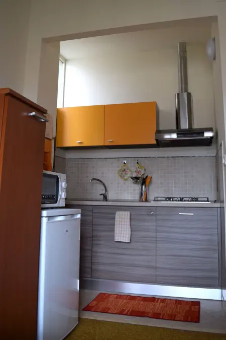 Wohnung im Stadtzentrum von Palermo, nur einen Steinwurf vom Teatro Massimo ent - Photo 9