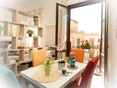 Ein-Zimmer-Wohnung 'Capo House' mit Balkon, Appartement 4 personnes à Palermo - Photo 5