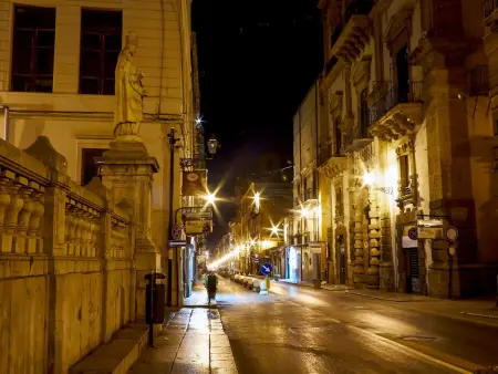 mit Balkon, Appartement 5 personnes à Palermo - Photo 26