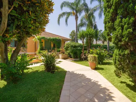 Luxus, Zentrum von Palermo, Mittelmeerpark, 3 km vom Strand entfernt, exklusive - Photo 42