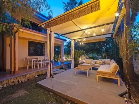 Gemütliches Haus in Carini mit privatem Pool, Maison 6 personnes à Carini - Photo 8