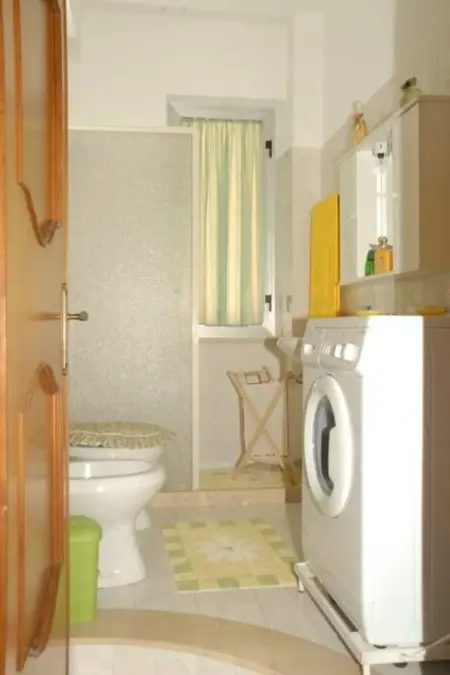 Wohnung in Balestrate mit kostenlosem Parkplatz, Appartement 4 personnes à Balestrate - Photo 11
