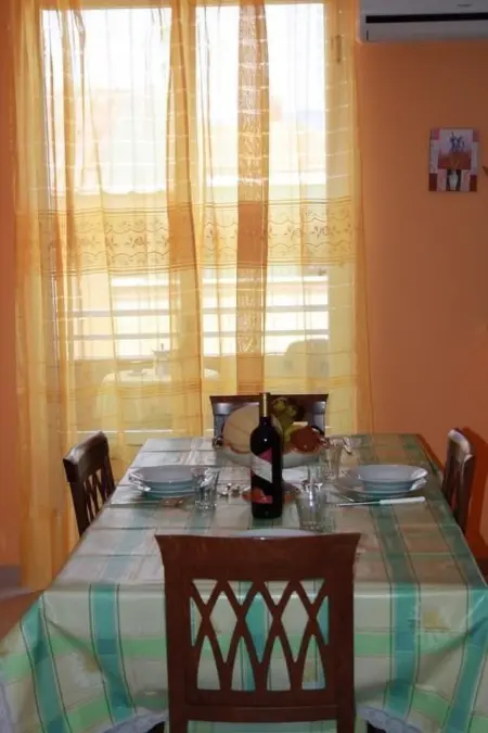 Wohnung in Balestrate mit kostenlosem Parkplatz, Appartement 4 personnes à Balestrate - Photo 3