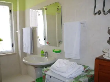 Wohnung in Balestrate mit kostenlosem Parkplatz, Appartement 4 personnes à Balestrate - Photo 11