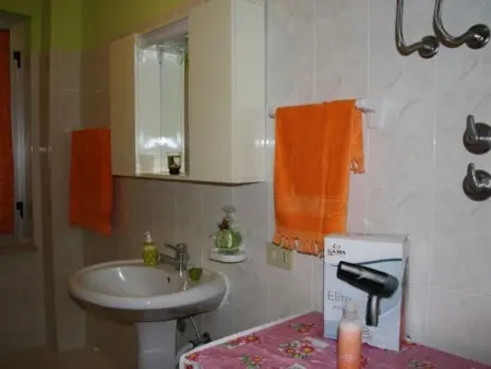 Wohnung in Balestrate mit kostenlosem Parkplatz, Appartement 4 personnes à Balestrate - Photo 9