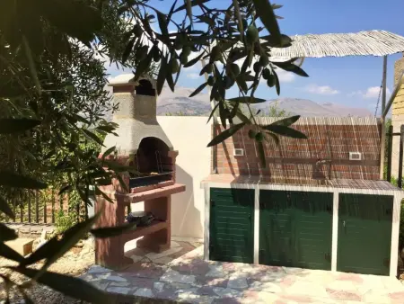 in Castellammare Del Golfo mit Großem Garten und - Photo 23