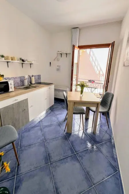 Oikos Design-Ferienwohnung mit Aussicht, Appartement 2 personnes à Castellammare del Golfo - Photo 3
