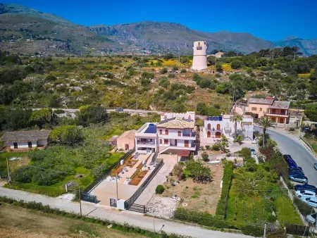 Grüne Wohnung 1 Stockwerk, Appartement 6 personnes à Castellammare del Golfo - Photo 6