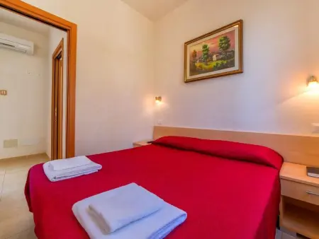 Angenehme Wohnung mit Terrasse, Schwimmbad, Appartement 2 personnes à Marsala - Photo 2