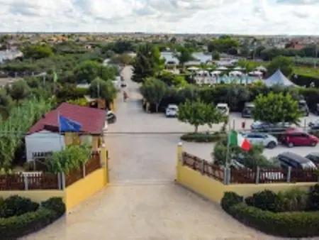 Appartement in Marsala mit gemeinschaftlichem Pool, Grill und Garten - Photo 15