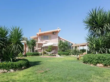 Angenehmes Haus mit privatem Pool, Maison 9 personnes à Punta Secca - Photo 2