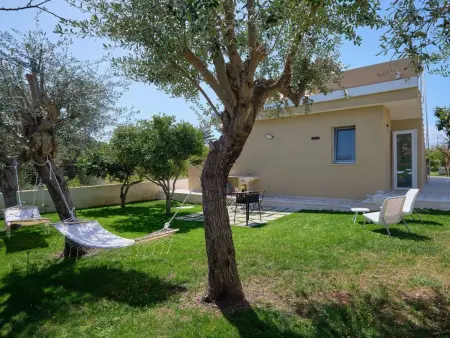 Villa Teti, mit Schwimmbad und in der Nähe des Strandes - Photo 5