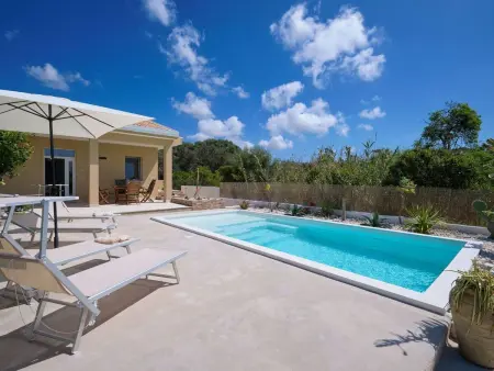 Villa Teti, mit Schwimmbad und in der Nähe des Strandes - Photo 6