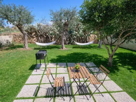 Villa Teti, mit Schwimmbad und in der Nähe des Strandes - Photo 9