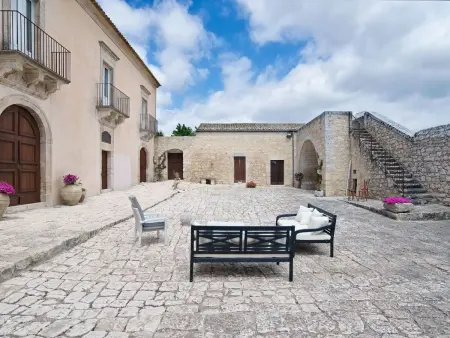 Scifazzo, typisch sizilianische Villa mit Swimmingpool - Photo 34