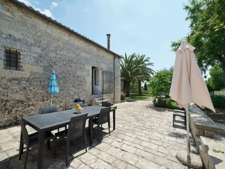 Scifazzo, typisch sizilianische Villa mit Swimmingpool - Photo 39