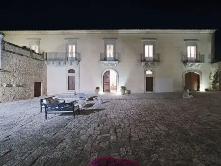 Scifazzo, typisch sizilianische Villa mit Swimmingpool - Photo 40