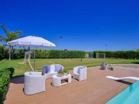 Anthea, Villa mit Pool und Fußball-Tennisplatz nur wenige Kilometer vom Strand - Photo 2