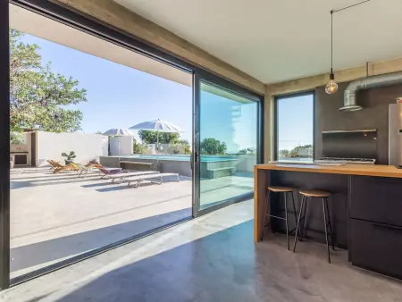 Demetra, moderne Villa mit Pool und Meerblick, Maison 8 personnes à Marina di Ragusa - Photo 27