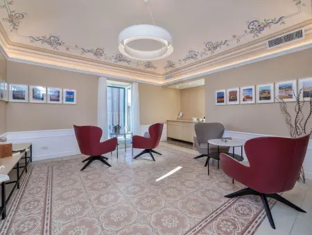 Großes Appartement in Ragusa mit Kleinem Balkon - Photo 6